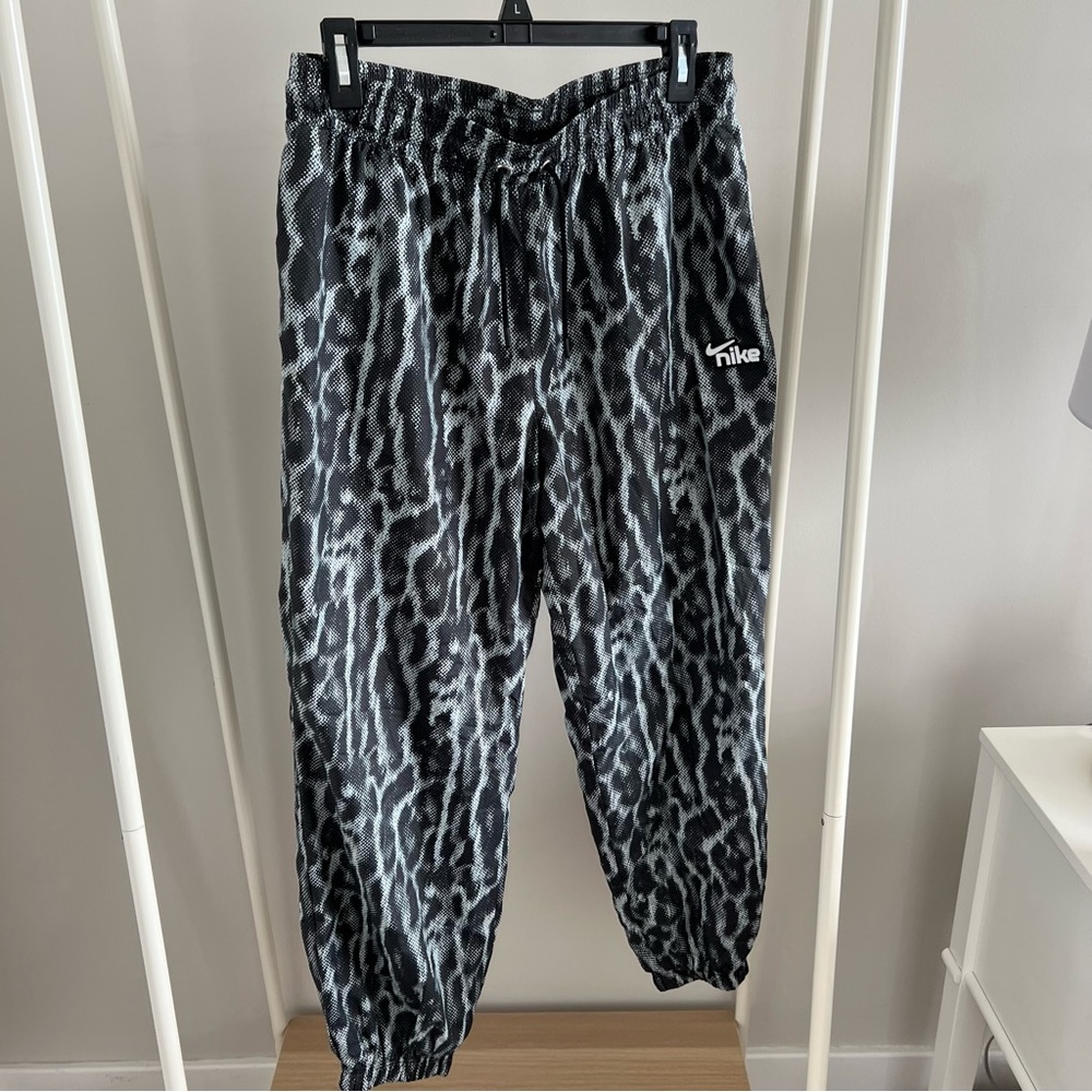 Nike cheetah joggers Size M